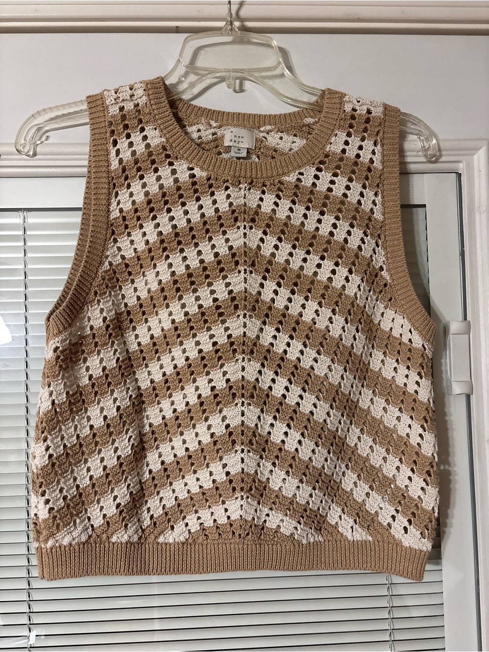 a new day Crochet Sleeveless Top — Cream & Tan